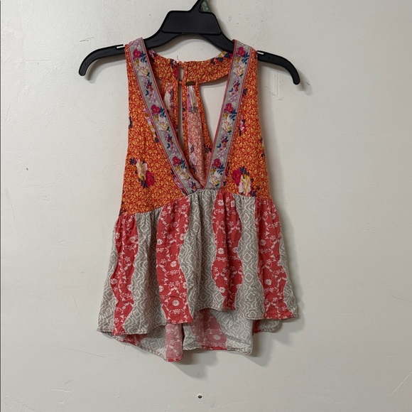 Free People Blouse in Soft Blue with Elegant Design - Picture 1 of 3